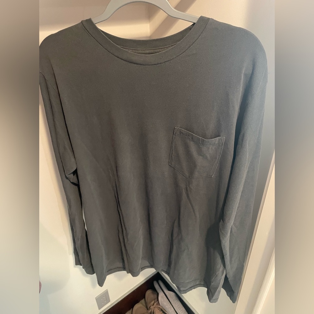 RVCA NWT gray long sleeve T